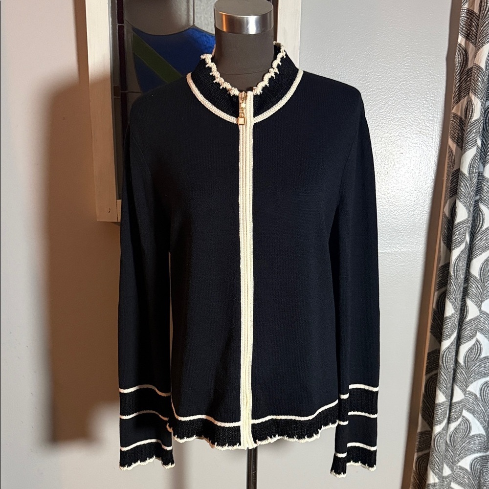 St. John Sport Black Knit Full Zip Jacket Cardigan White Scallop Trim Size M